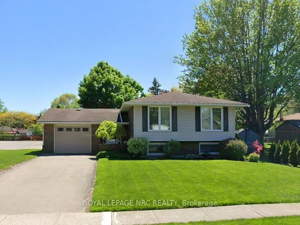 520 Clarence St, Pt Colborne, ON L3K 3H5