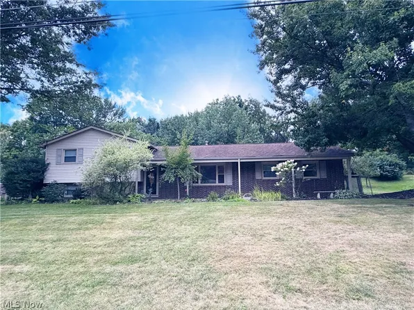 8173 Spencer Ave NW, North Canton, OH 44720
