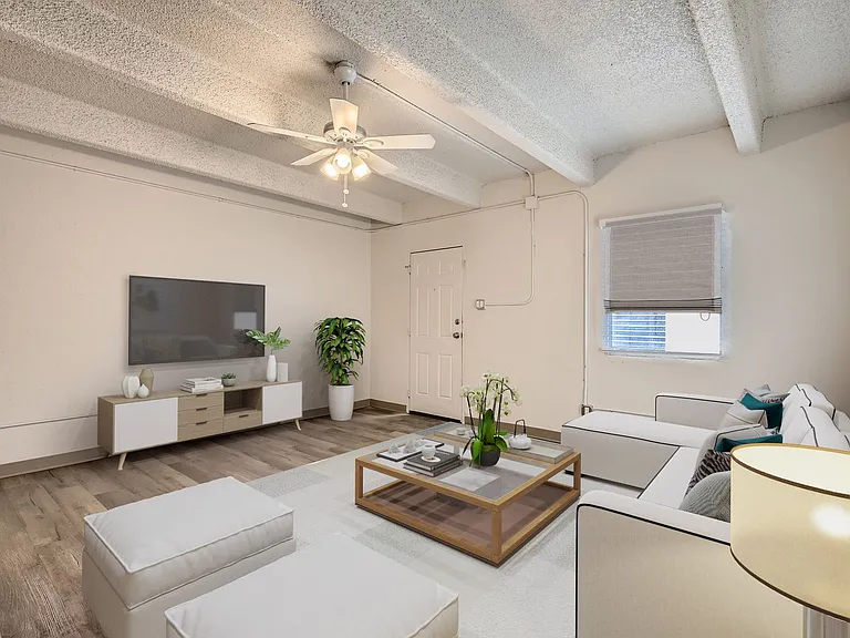 Julian Square Apartments — Photo 11