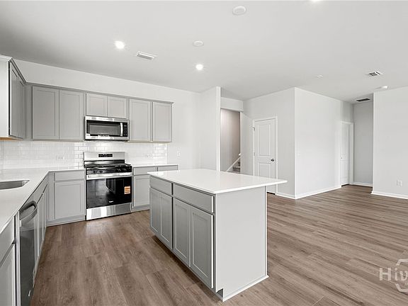 6th image of this home