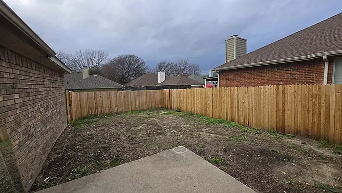 6909 Club Creek Dr — Photo 13