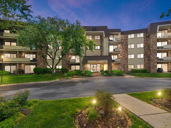 2nd image of 3350 N Carriageway Dr Unit 208