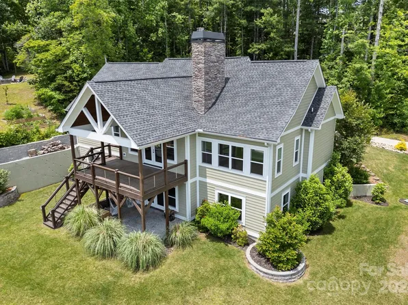 261 Morning Air Ln, Hendersonville, NC 28792