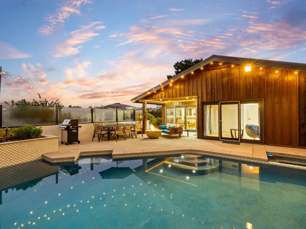 7675 Via Capri, La Jolla, CA 92037