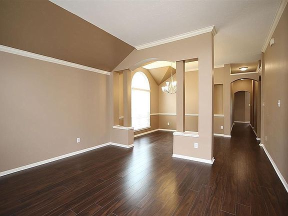 4th image of 13019 Porter Meadow Ln