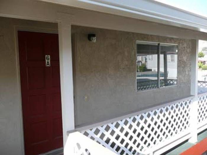 6A - upstairs, end unit