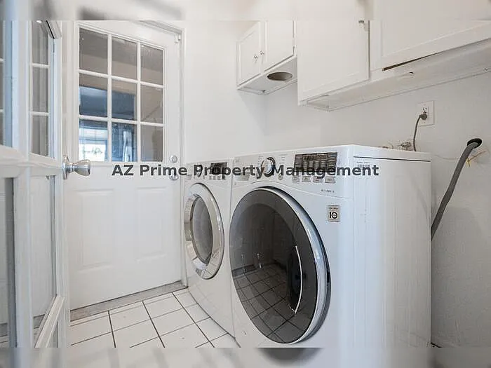 1634 W Sack Dr — Photo 22