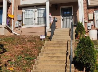 5030 B St SE, Washington, DC 20019