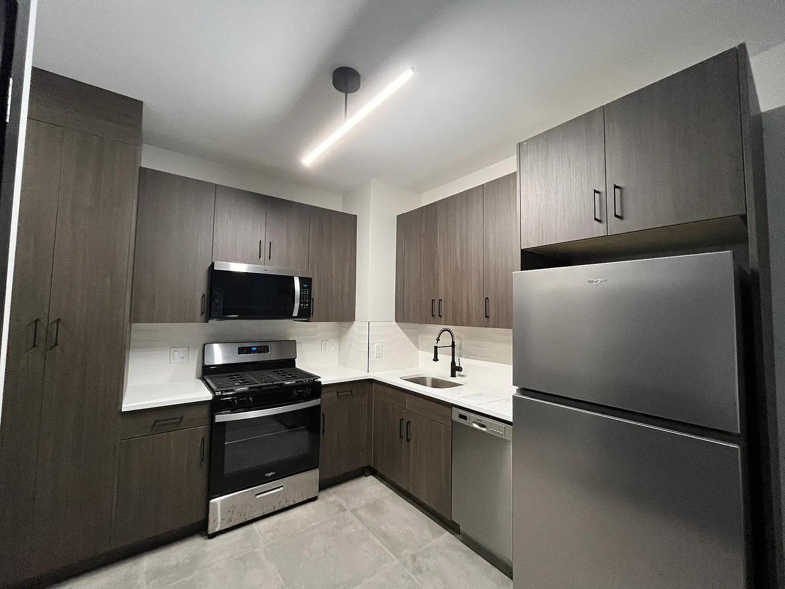 1 bed, 600 sqft, $2,000 — Photo 3