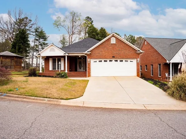 428 Savanna Plains Dr, Spartanburg, SC 29307