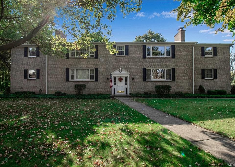 1st image of 5 Woodbrook Dr APT 3