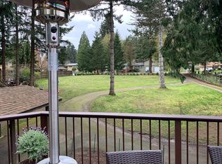 18510 94th Ave NE, Bothell, WA 98011