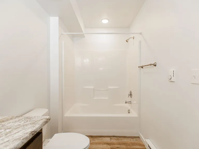 Cottonwood Corner Apartments — Photo 44