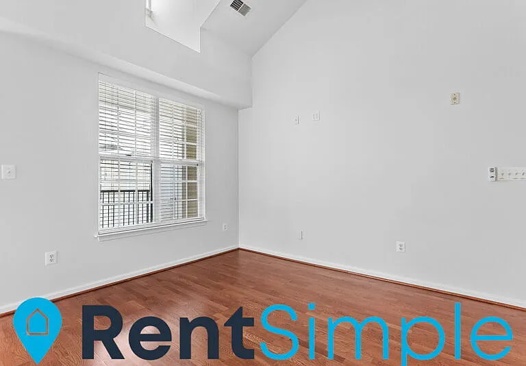 21210 McFadden Sq #402 — Photo 39