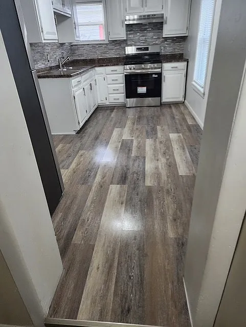 919 3rd St