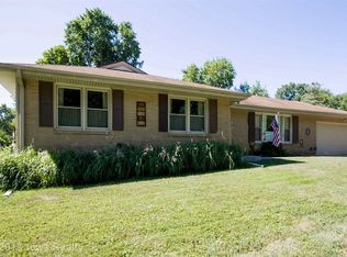 1620 Iowanola Ave, West Des Moines, IA 50265