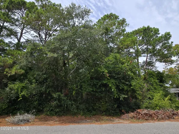 000 NE 43rd Street LOT 8, Oak Island, NC 28465