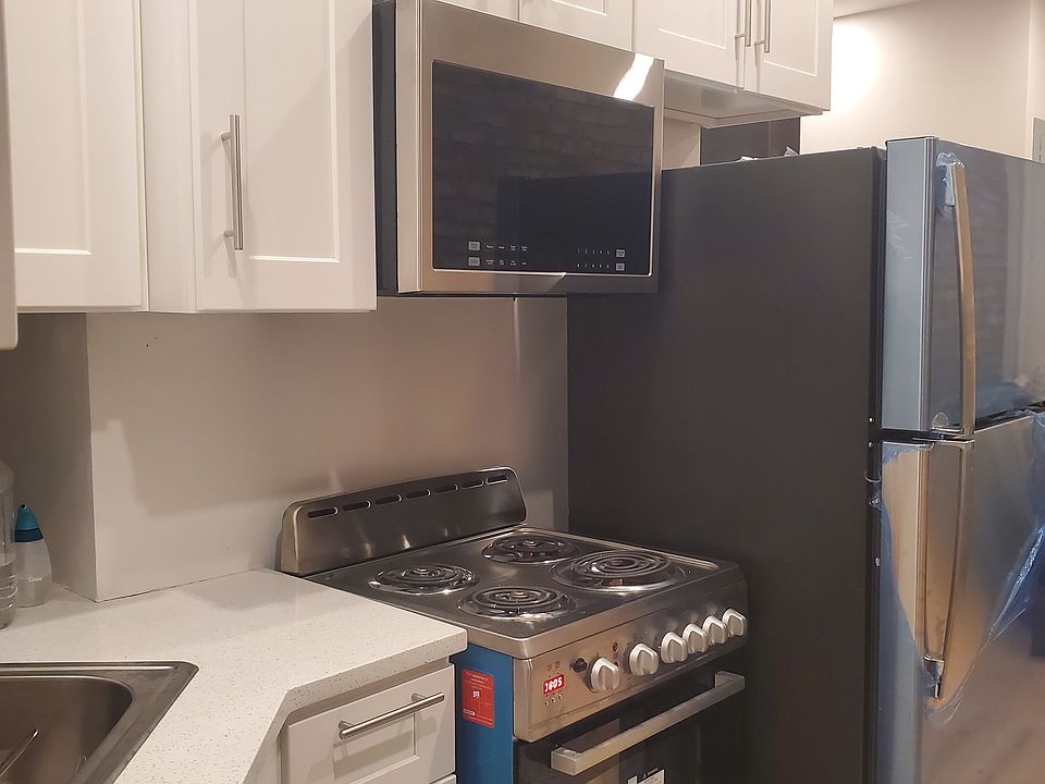 1st image of 114 E 1st St APT 5
