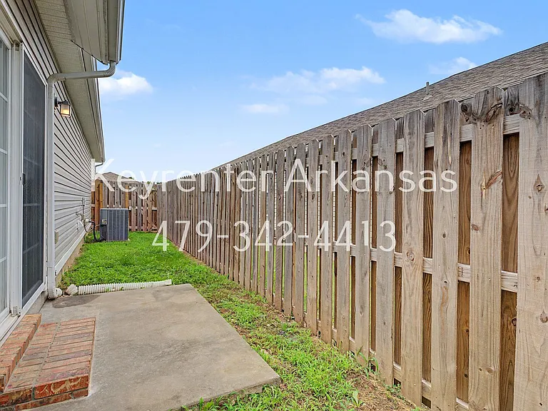 4435 W Pecan St — Photo 21