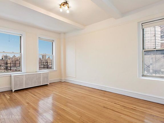 3rd image of 171 W 79th St #154