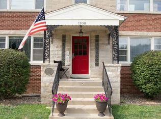 1108 E Washington St, Bloomington, IL 61701