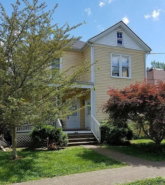 1st image of 676 Headley Ave