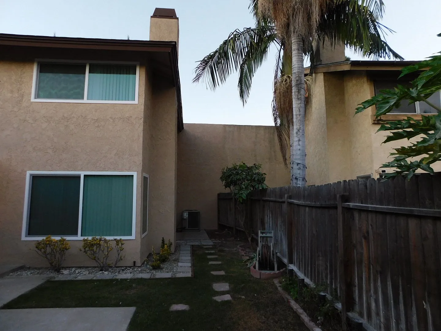 PAR3525 — Photo 2