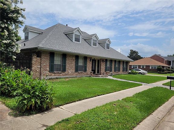2nd image of 3701 N Labarre Rd