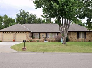 5416 W York St, Wichita, KS 67215