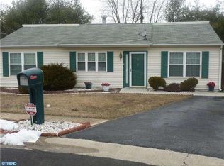 8 Duet Ct, Newark, DE 19713