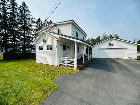 10 Albair Road, Caribou, ME 04736