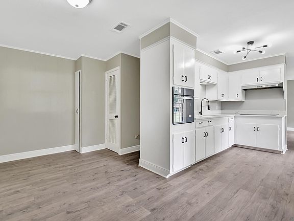 5th image of 41253 Rhea St