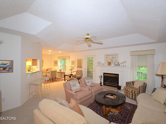 2nd image of 3013 Ginnbrooke Ln