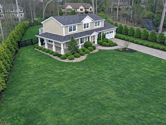 3rd image of 32 Virginia Rd