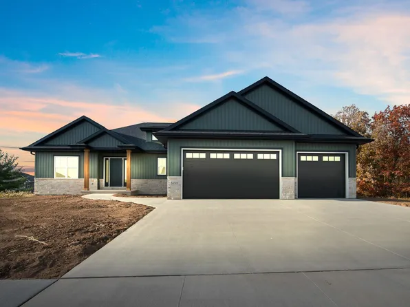 3259 Evening Star Dr, Green Bay, WI 54311