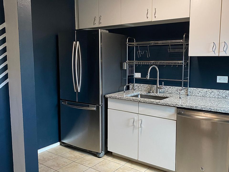 1st image of 2100 N Franklin St APT 6