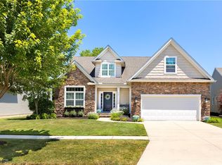 717 Schiller Ct, Avon Lake, OH 44012
