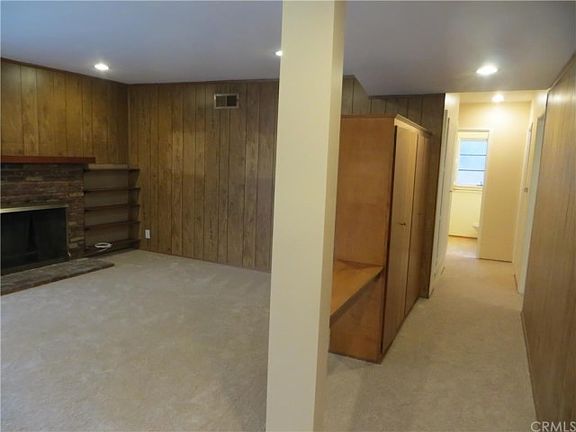 5th image of 1039 S Silverbirch Pl