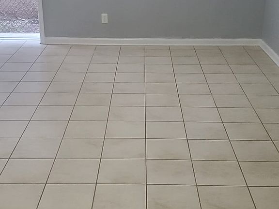 4th image of 183-185 Manchester Pl APT 1