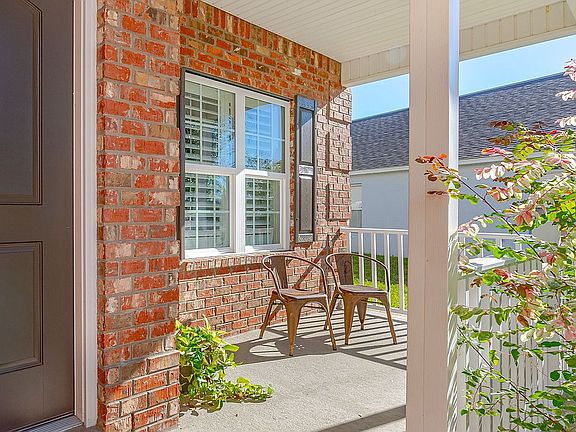 3rd image of 532 Coral Trace Blvd