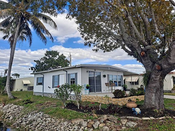 3rd image of 5515 Miles Standish Ln #207