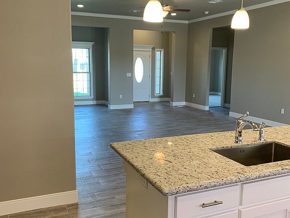 5th image of 7904 Tradition Pkwy