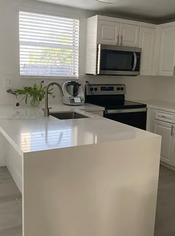5245 NW 112th Ave — Photo 12