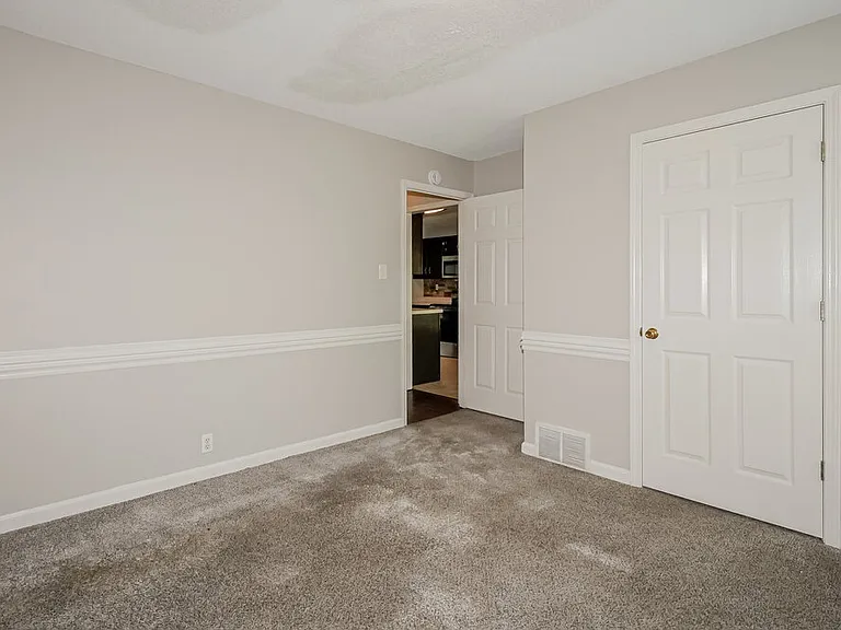 661 Shelley Renee Ln — Photo 14
