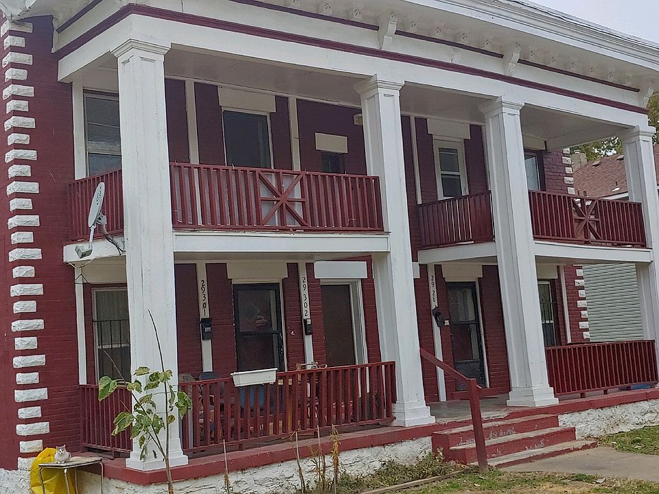 1st image of 2928 Woodland Ave APT 2