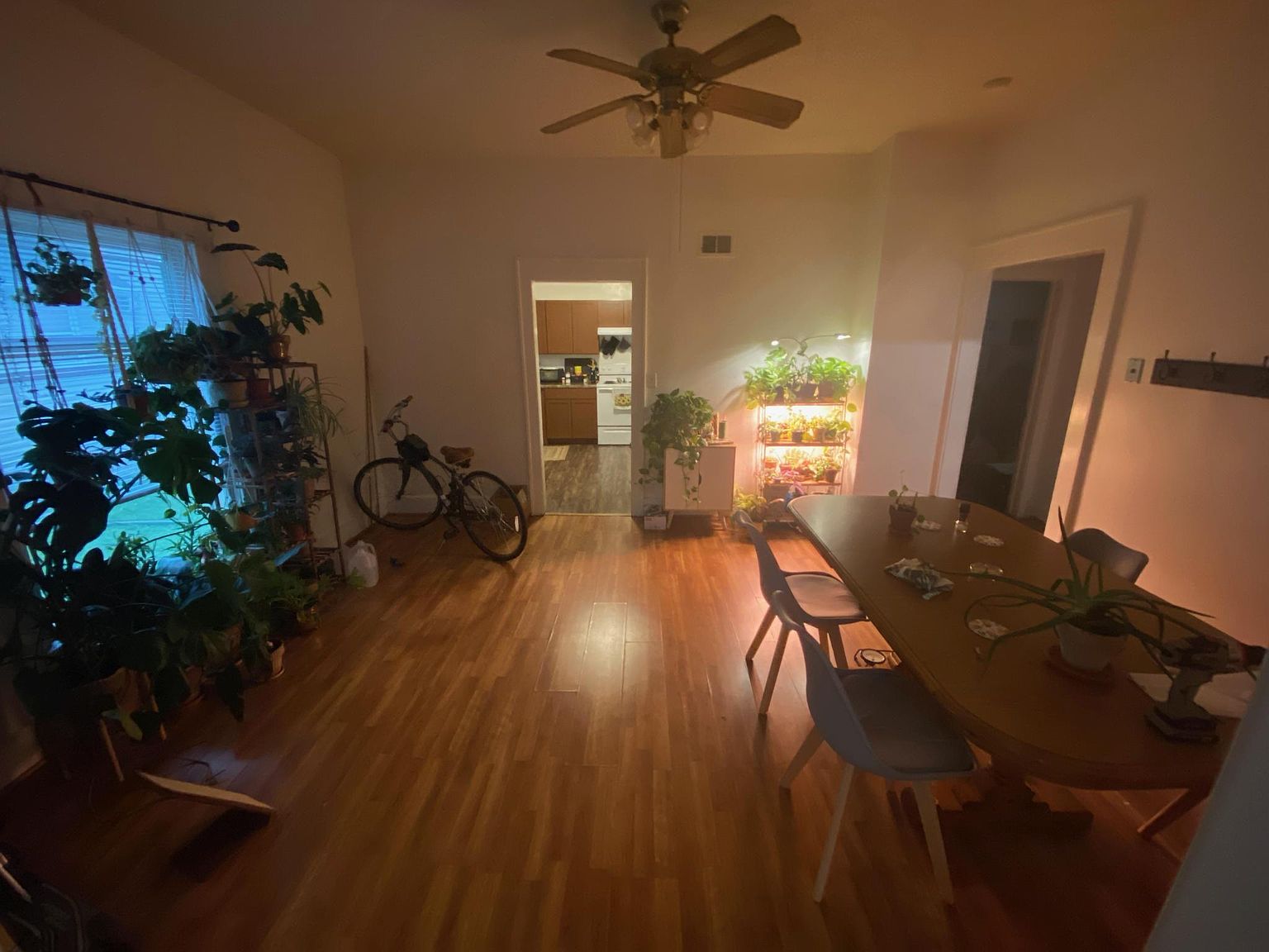 329 S Lucas St, Iowa City, IA 52240 Zillow