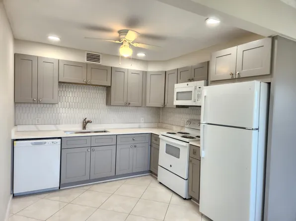 3025 Newcastle, Boca Raton, FL