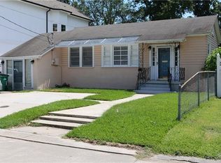 241 Labarre Dr, Metairie, LA 70001