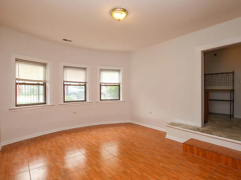 3124 N Kimball Ave #G — Photo 2