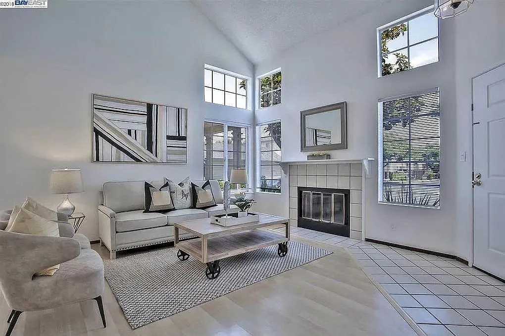 3 bed, 1388 sqft, $3,500 — Photo 3